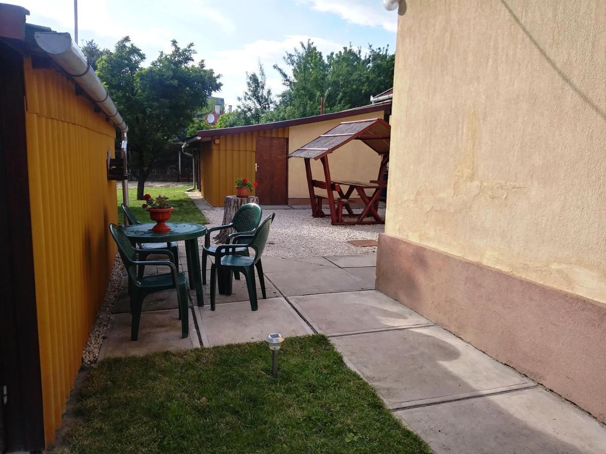 Szivarvany Apartman 귤러 외부 사진